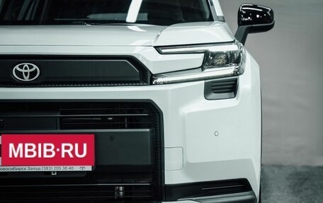 Toyota RAV4, 2025 год, 5 400 000 рублей, 6 фотография