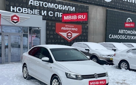 Volkswagen Polo VI (EU Market), 2013 год, 800 000 рублей, 9 фотография