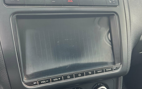 Volkswagen Polo VI (EU Market), 2013 год, 800 000 рублей, 15 фотография