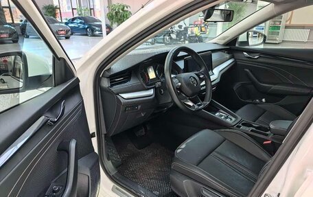 Skoda Octavia IV, 2022 год, 1 700 000 рублей, 5 фотография