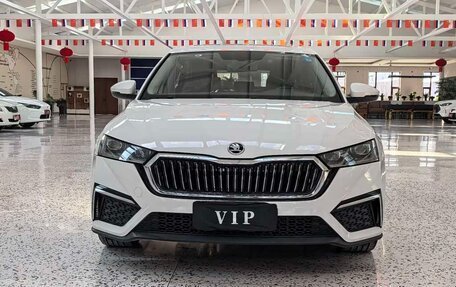 Skoda Octavia IV, 2022 год, 1 700 000 рублей, 2 фотография