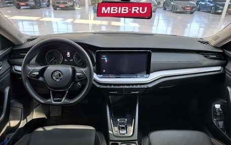 Skoda Octavia IV, 2022 год, 1 700 000 рублей, 4 фотография