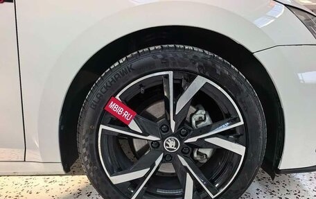 Skoda Octavia IV, 2022 год, 1 700 000 рублей, 19 фотография