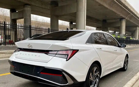 Hyundai Elantra, 2022 год, 1 420 000 рублей, 6 фотография