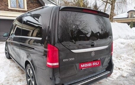 Mercedes-Benz EQV, 2021 год, 6 000 000 рублей, 4 фотография