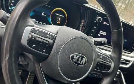 KIA K5, 2021 год, 2 350 000 рублей, 12 фотография