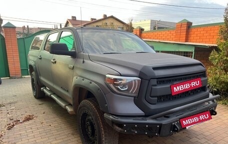 Toyota Tundra II, 2013 год, 4 100 000 рублей, 2 фотография