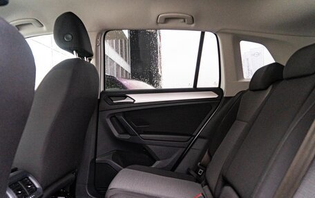 Volkswagen Tiguan II, 2021 год, 2 890 000 рублей, 12 фотография