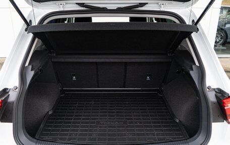 Volkswagen Tiguan II, 2021 год, 2 890 000 рублей, 14 фотография