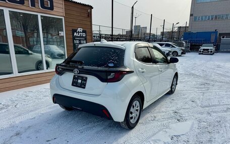 Toyota Yaris, 2021 год, 1 269 000 рублей, 9 фотография