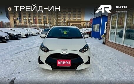 Toyota Yaris, 2021 год, 1 269 000 рублей, 3 фотография