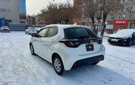 Toyota Yaris, 2021 год, 1 269 000 рублей, 7 фотография