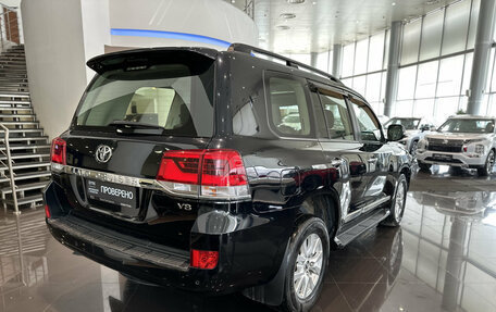 Toyota Land Cruiser 200, 2018 год, 7 199 000 рублей, 6 фотография