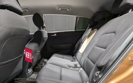 KIA Sportage IV рестайлинг, 2016 год, 2 000 000 рублей, 36 фотография