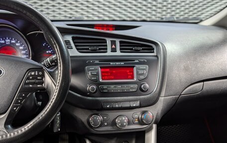 KIA cee'd III, 2012 год, 970 000 рублей, 17 фотография