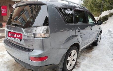 Mitsubishi Outlander III рестайлинг 3, 2008 год, 830 000 рублей, 6 фотография