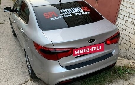 KIA Rio III рестайлинг, 2011 год, 750 000 рублей, 2 фотография