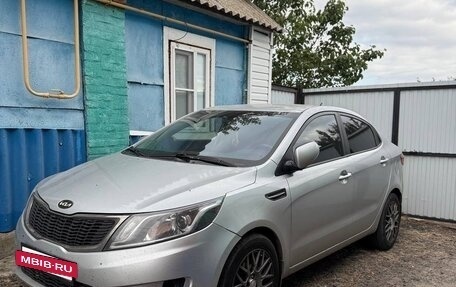 KIA Rio III рестайлинг, 2011 год, 750 000 рублей, 12 фотография