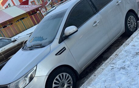 KIA Rio III рестайлинг, 2011 год, 750 000 рублей, 27 фотография