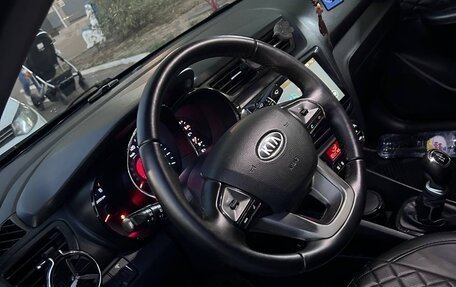 KIA Rio III рестайлинг, 2011 год, 750 000 рублей, 35 фотография