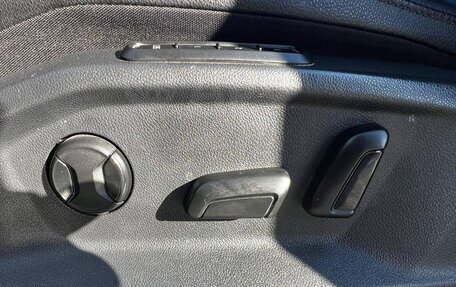 Volkswagen Tiguan II, 2022 год, 2 980 000 рублей, 10 фотография