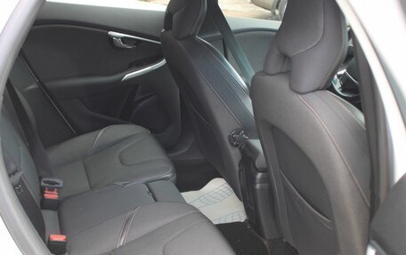 Volvo V40 Cross Country I, 2014 год, 880 000 рублей, 17 фотография