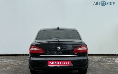 Skoda Superb III рестайлинг, 2012 год, 1 090 000 рублей, 6 фотография