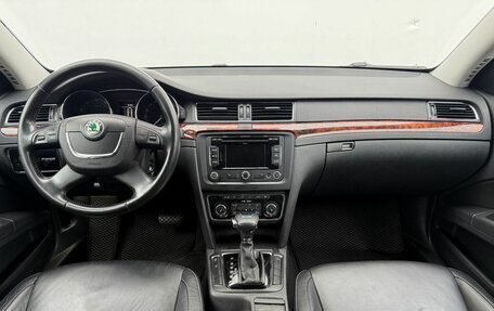 Skoda Superb III рестайлинг, 2012 год, 1 090 000 рублей, 12 фотография