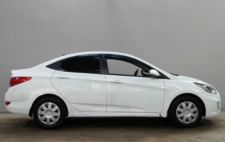 Hyundai Solaris II рестайлинг, 2012 год, 750 000 рублей, 4 фотография
