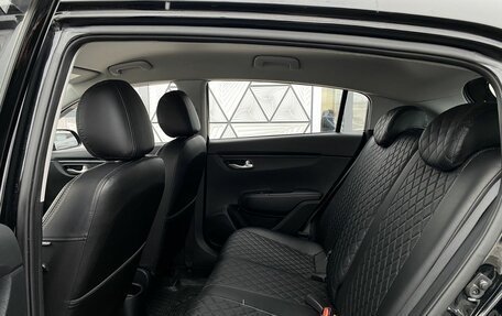 KIA Rio IV, 2021 год, 1 749 000 рублей, 25 фотография