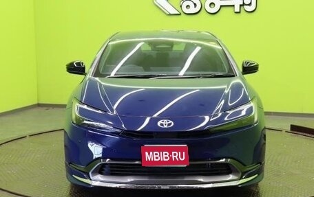 Toyota Prius IV XW50, 2025 год, 4 300 469 рублей, 1 фотография