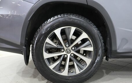 Lexus RX IV рестайлинг, 2021 год, 5 500 000 рублей, 9 фотография