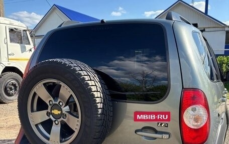 Chevrolet Niva I рестайлинг, 2019 год, 900 000 рублей, 1 фотография