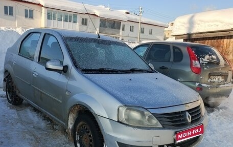Renault Logan I, 2012 год, 300 000 рублей, 1 фотография
