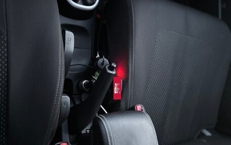 Nissan Tiida, 2013 год, 880 000 рублей, 13 фотография