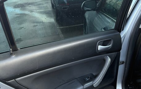 Honda Accord VII рестайлинг, 2005 год, 650 000 рублей, 14 фотография