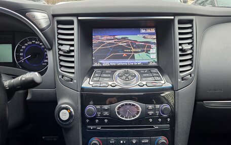 Infiniti FX II, 2011 год, 2 480 000 рублей, 20 фотография