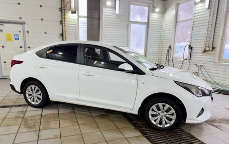 Hyundai Solaris II рестайлинг, 2021 год, 1 450 000 рублей, 4 фотография