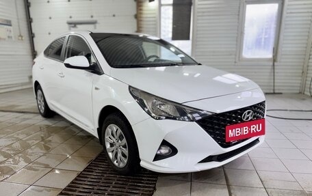 Hyundai Solaris II рестайлинг, 2021 год, 1 450 000 рублей, 3 фотография