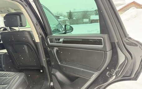 Volkswagen Touareg III, 2016 год, 2 350 000 рублей, 14 фотография