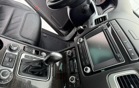 Volkswagen Touareg III, 2016 год, 2 350 000 рублей, 22 фотография