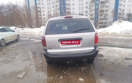 Chrysler Voyager IV, 2001 год, 349 000 рублей, 6 фотография