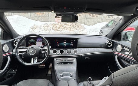 Mercedes-Benz E-Класс, 2021 год, 5 090 000 рублей, 3 фотография