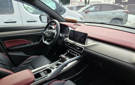 Geely Coolray I, 2022 год, 1 799 000 рублей, 9 фотография