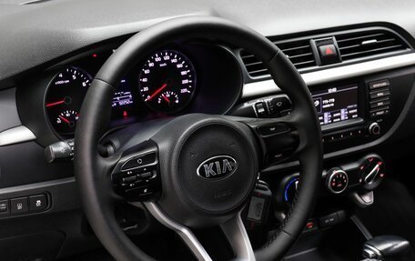 KIA Rio IV, 2018 год, 1 479 000 рублей, 8 фотография