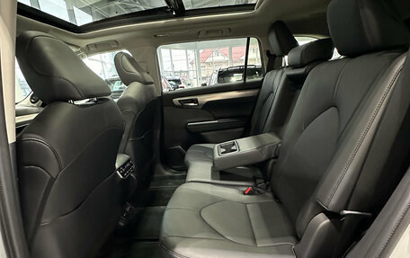 Toyota Highlander, 2025 год, 5 750 000 рублей, 14 фотография