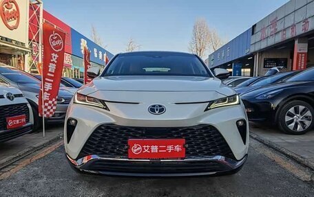 Toyota Venza, 2022 год, 4 200 000 рублей, 2 фотография