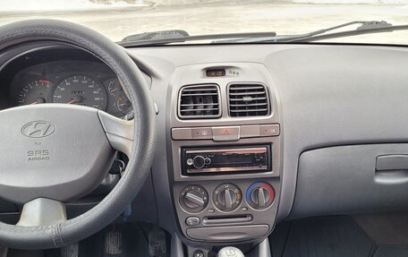 Hyundai Accent II, 2003 год, 254 900 рублей, 10 фотография