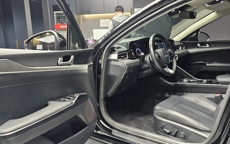 KIA K5, 2022 год, 2 400 000 рублей, 7 фотография