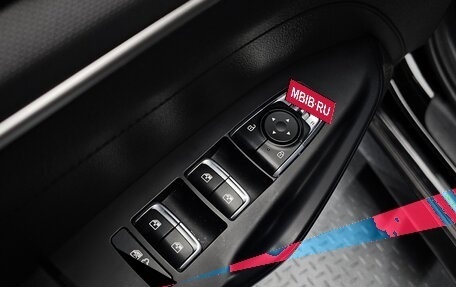 KIA K5, 2022 год, 2 400 000 рублей, 15 фотография